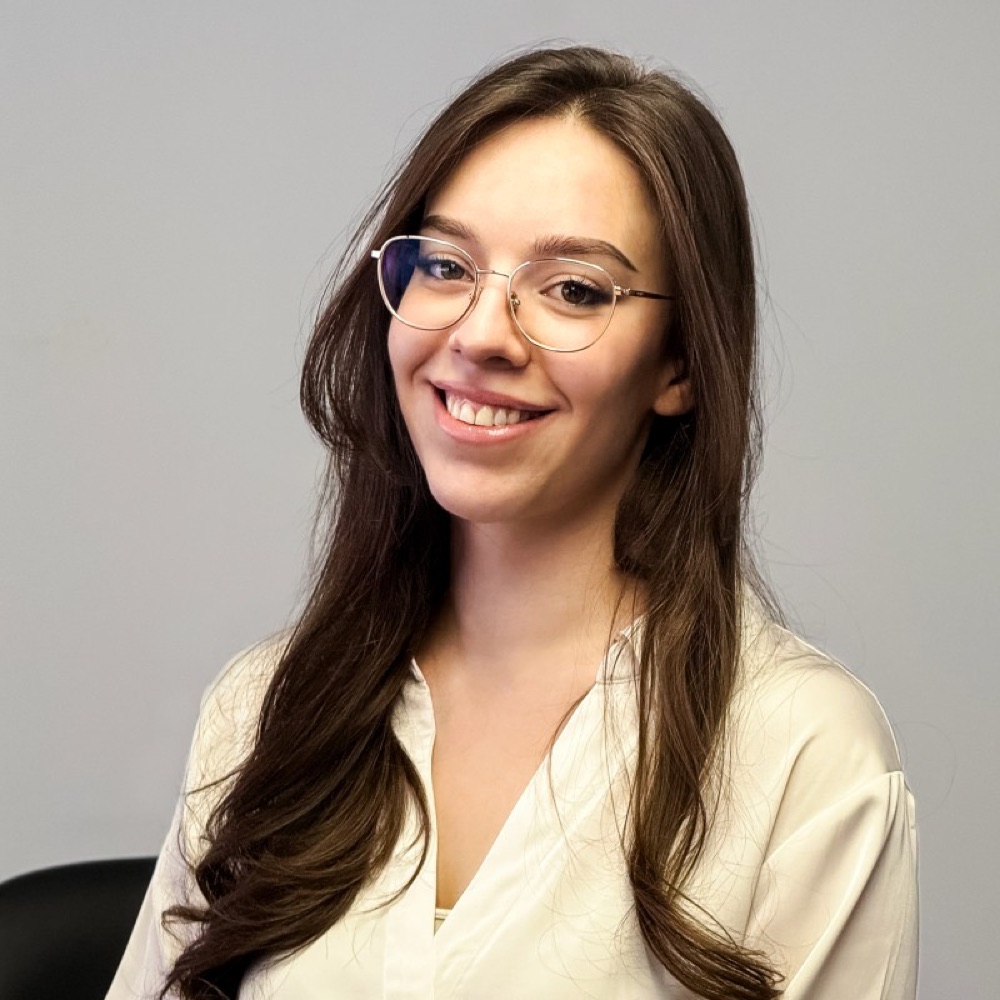 Adelina Jakupi